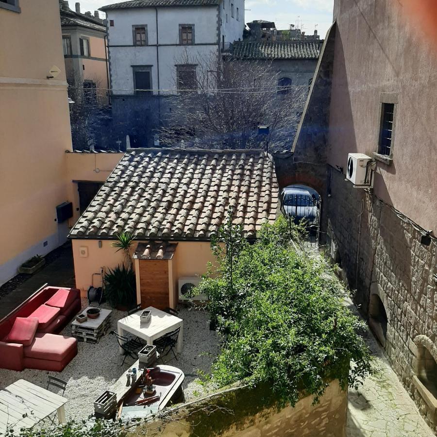 Al22 Di Piazza Del Gesu Hotel Viterbo Exterior foto