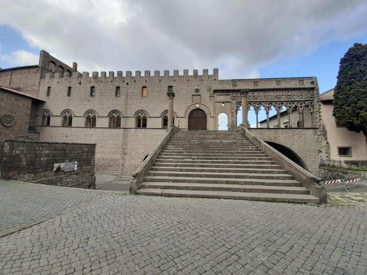 Al22 Di Piazza Del Gesu Hotel Viterbo Exterior foto